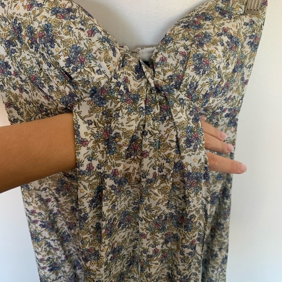Lulu’s Midi Floral Dress - Picture 5 of 6